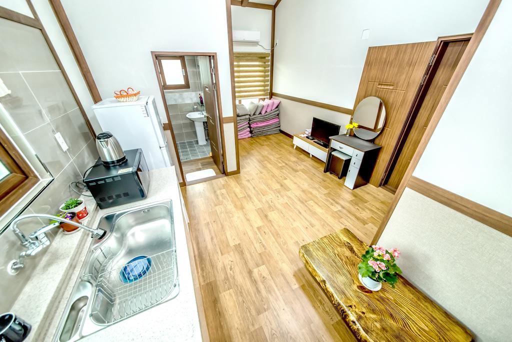 Jeju Myung House Villa Seogwipo Ngoại thất bức ảnh