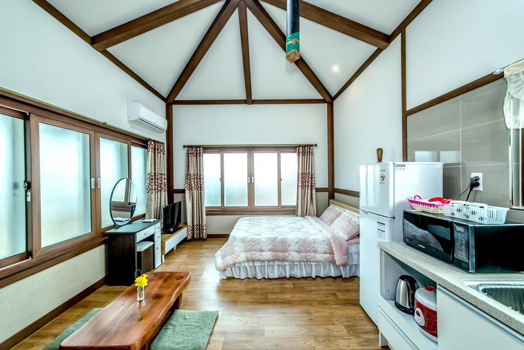 Jeju Myung House Villa Seogwipo Ngoại thất bức ảnh